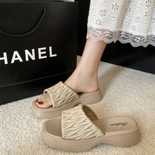 厚底拖鞋女夏季新款增高防滑柔软轻便时尚外穿纯色沙滩拖鞋批发