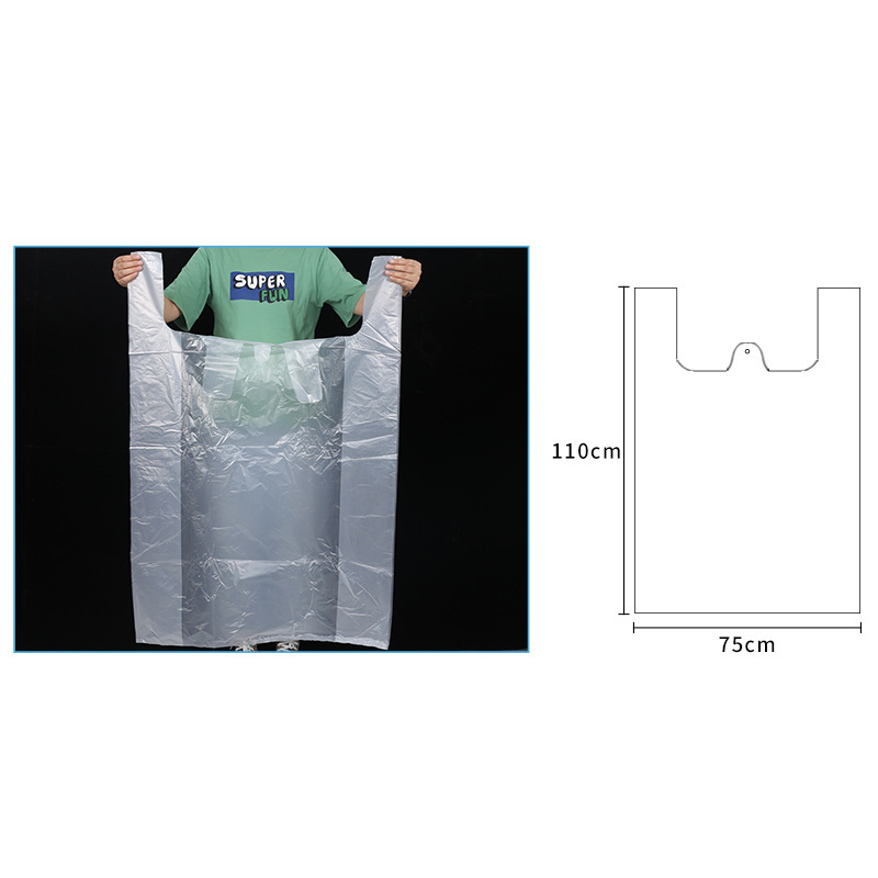白い透明の大きいサイズのビニール袋を厚くして、野菜の服を包んで引っ越します。|undefined