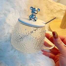 日式锤纹小熊玻璃杯家用ins风水杯带把手带盖勺牛奶早餐杯子代发