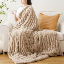 跨境氨纶毛毯仿濑兔毛毯泡泡绒毛毯双面加厚办公室午睡毯沙发盖毯