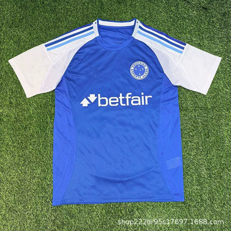 Футбольная форма Blue Cross Chivas Aston Villanovokusen Feyenoord Notts Forest свитер/майка?