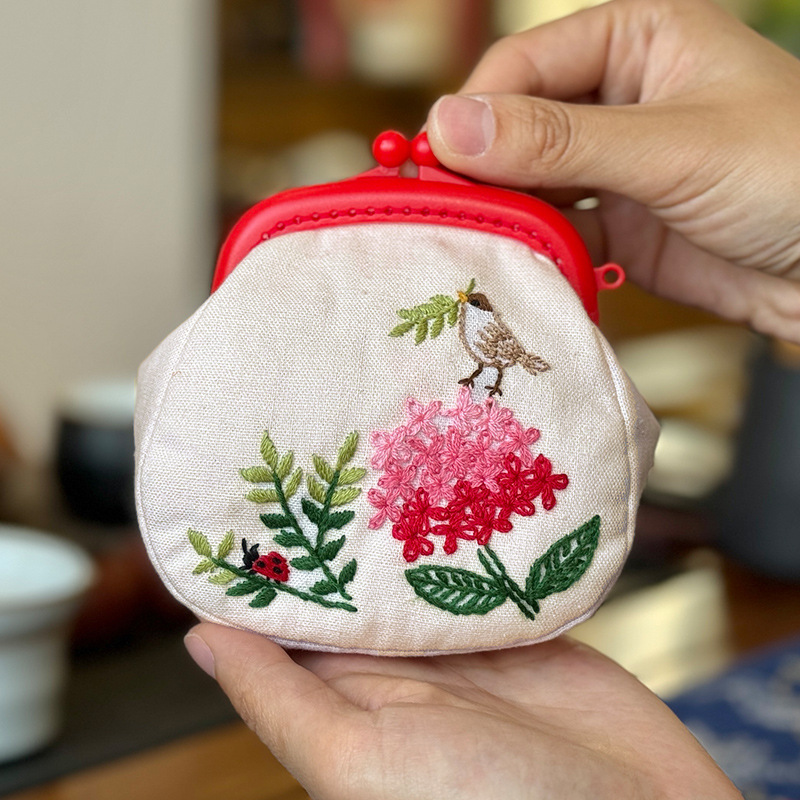 Lu bordado tela oro bolsa bordado a mano europea bolsas DIY material tridimensional bordado simple bolsa de bordado casera