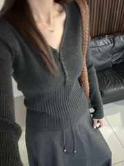 韩系灰色V领针织打底衫女内搭秋冬新款加厚软糯收腰显瘦长袖上衣
