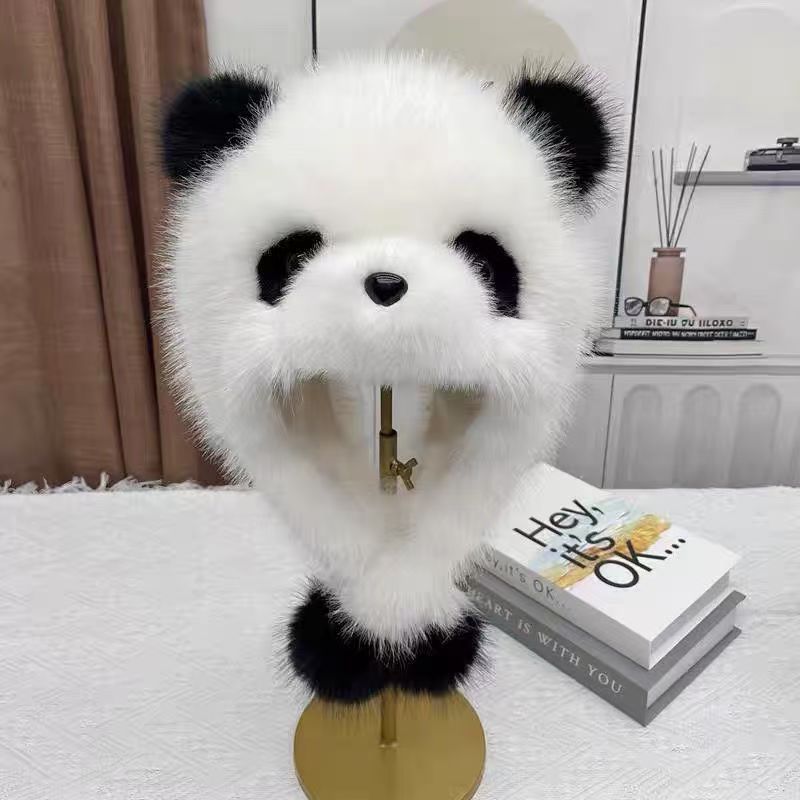新款仿狐狸毛绒大熊猫帽子秋冬天女护耳雷锋帽小熊帽成都熊猫同款