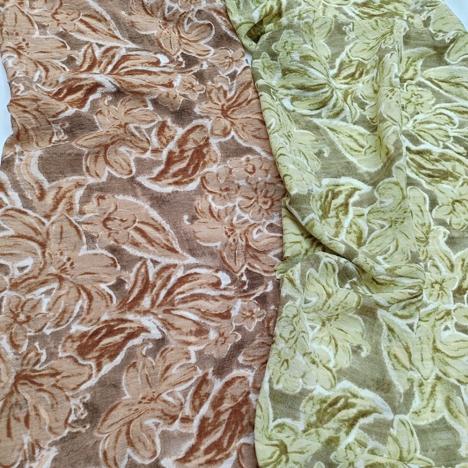 薄款夏花卉印花布冰泡格印花布料手感柔软衬衣外衫灯笼裤印花面料