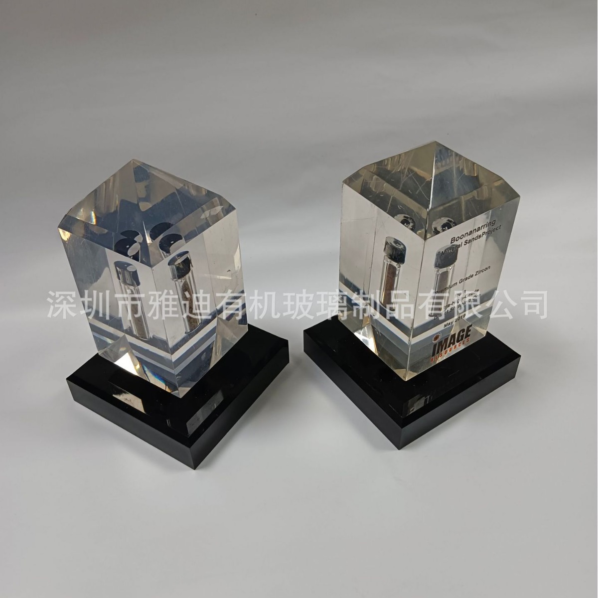 深圳雅迪有机玻璃制品加工，有机玻璃内镶产品，树脂内埋工艺品