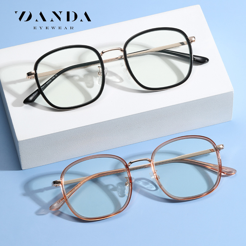 Nuevas gafas de luz anti-azul de las mujeres de moda cuadrado redondo gafas retro marco TJ846 oro pegamento mezclado con miopía hombres