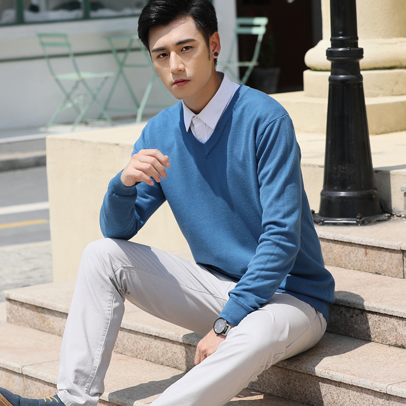 2021 autumn and winter men's Korean style V-neck pullover base sweater solid color loose men's large size sweater