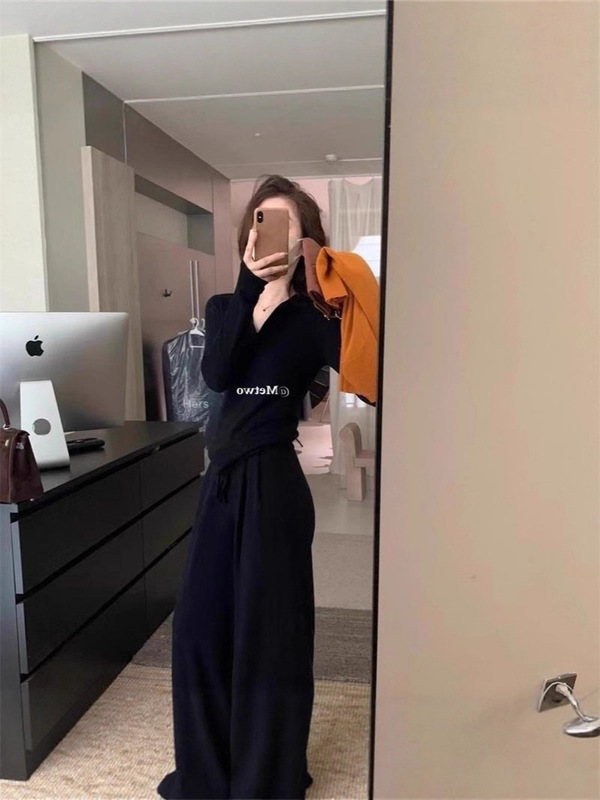 韩系温柔半拉链连帽针织衫女秋冬内搭慵懒修身打底毛衣设计感上衣|undefined