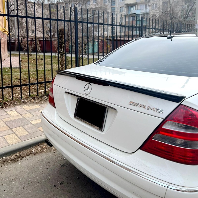 Mercedes W211 E-Class üçün arxa spoyler və dam spoyleri