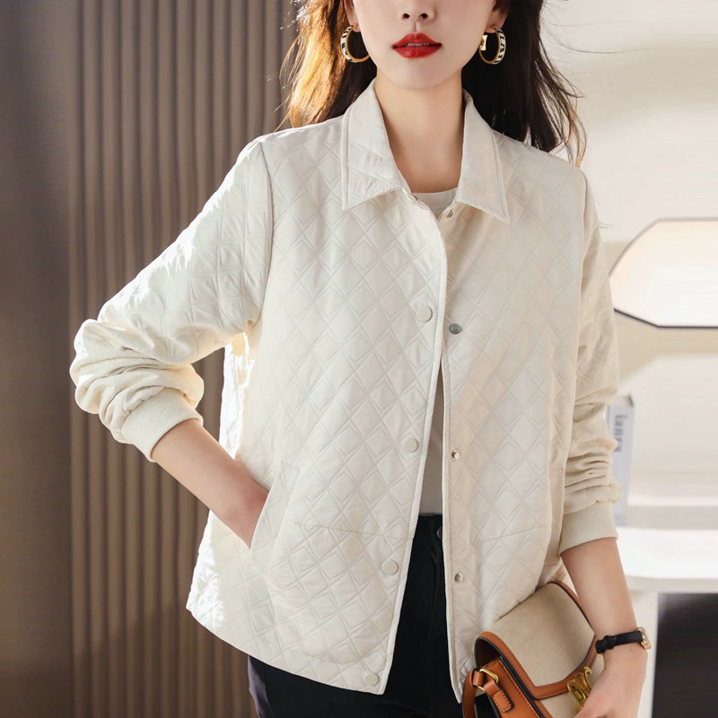 Spring autumn fashionable short jacket for mother, Chanel style, 2024 years, loose fit, western style
