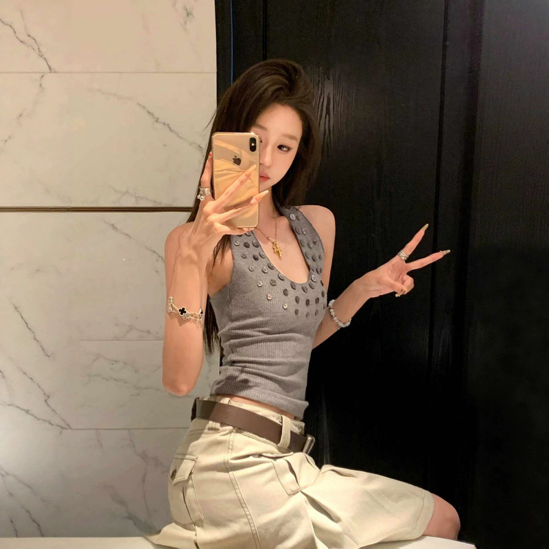 Gray Shell-Pattern Heavy Knit Halter Neck Tank Top for Women, 2026 Summer New Style, Outerwear, Sexy Backless Top