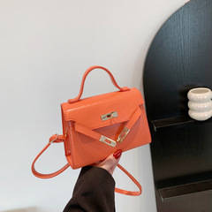 法式小眾質感手拎包包2024新款女包時尚簡約斜挎包流行休閒小方包