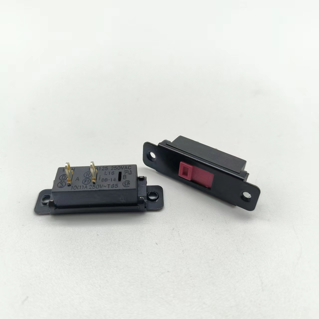 115V转230V滑动开关 110V转220拨动开关 两档弯脚推动开关