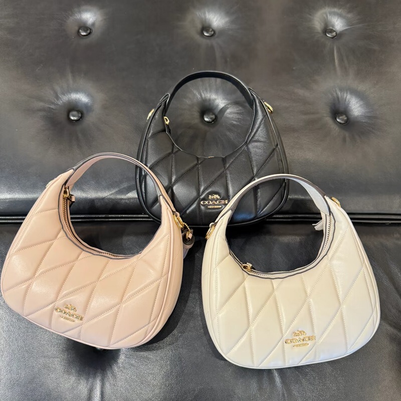 Garmen 20 Sheepskin Shoulder Bag Handbag Chain Bag Quilted Crossbody Women's Bag Mini Crescent Bag Garmen 20 Sheepskin Shoulder Bag Handbag Chain Bag Quilted Crossbody Women's Bag Mini Crescent Bag