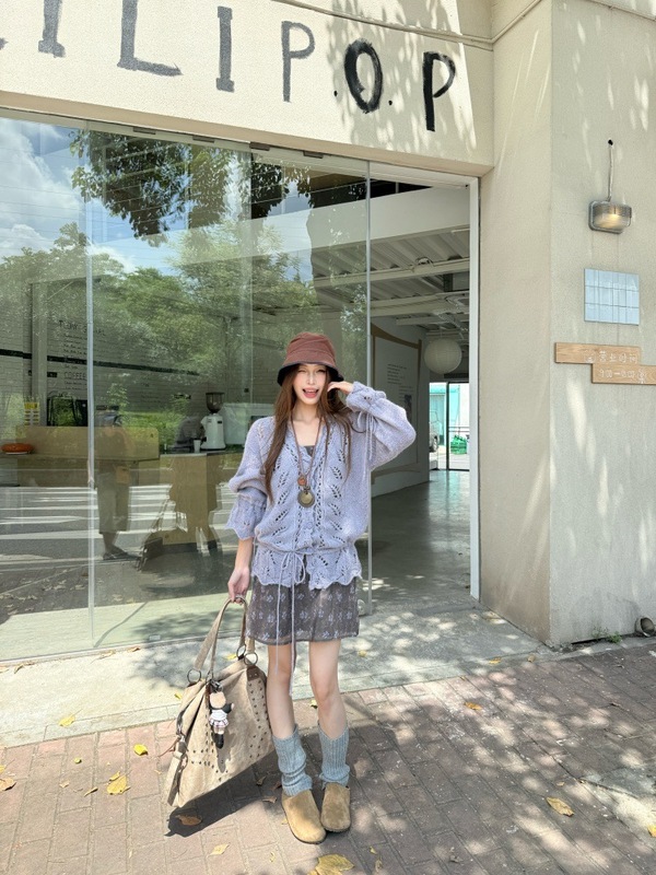 复古长袖镂空针织开衫紫色碎花吊带连衣裙女2025秋季新款时尚套装|undefined