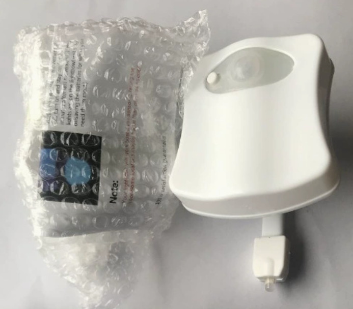 Luz de tapa de inodoro de 8 colores transfronteriza LED sensor de cuerpo humano luz nocturna de 16 colores luz de inodoro iluminación de luz nocturna de color led