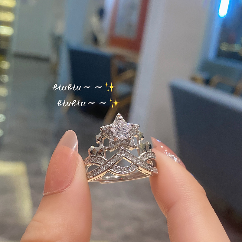 Fashion Hollow Inlaid Star Zircon Opening Adjustable Ring display picture 3