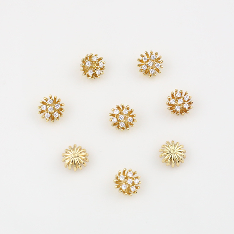 Electrophoresis Pure Copper High Color Retention Flower Core Stamens Inlaid with Zircon Flower Core Flower Holder Ancient Style Hairpin DIY Jewelry Material Accessories Electrophoresis Pure Copper High Color Retention Flower Core Stamens Inlaid with Zircon Flower Core Flower Holder Ancient Style Hairpin DIY Jewelry Material Accessories