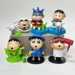 6種類のお風呂のしんちゃんの手作りのクレヨンのしんちゃんの子供機の卵のショーウインドーの車のケーキのかわいい装飾の置物