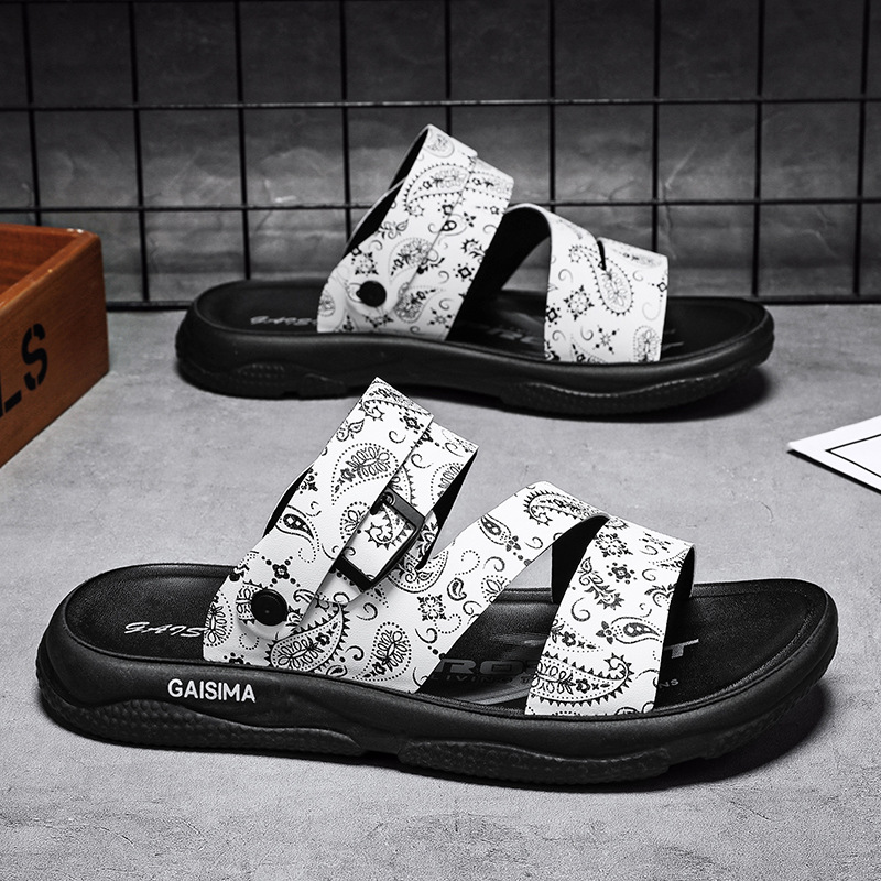 Verano nuevo estilo sandalias y pantuflas de dos desgaste moda coreana sandalias casuales para hombres ropa exterior talla grande todo fósforo tendencia para hombres
