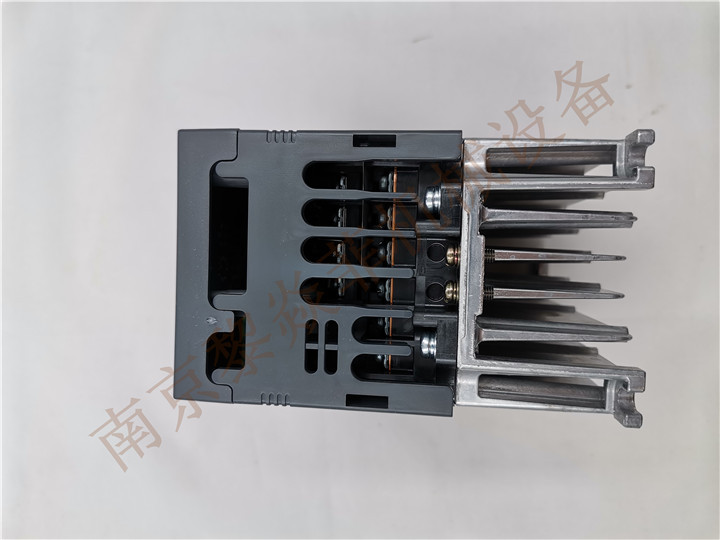 MITSUBISHI三菱 FR-E720-5.5KNC 制动电阻 FR-BR-H15K