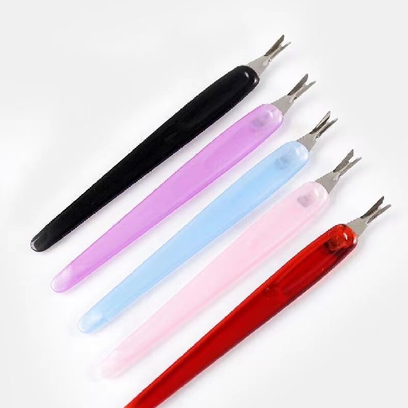 Nail Art dead skin fork to remove dead skin push easy to remove nail barbs finger wear nail gift tools wholesale