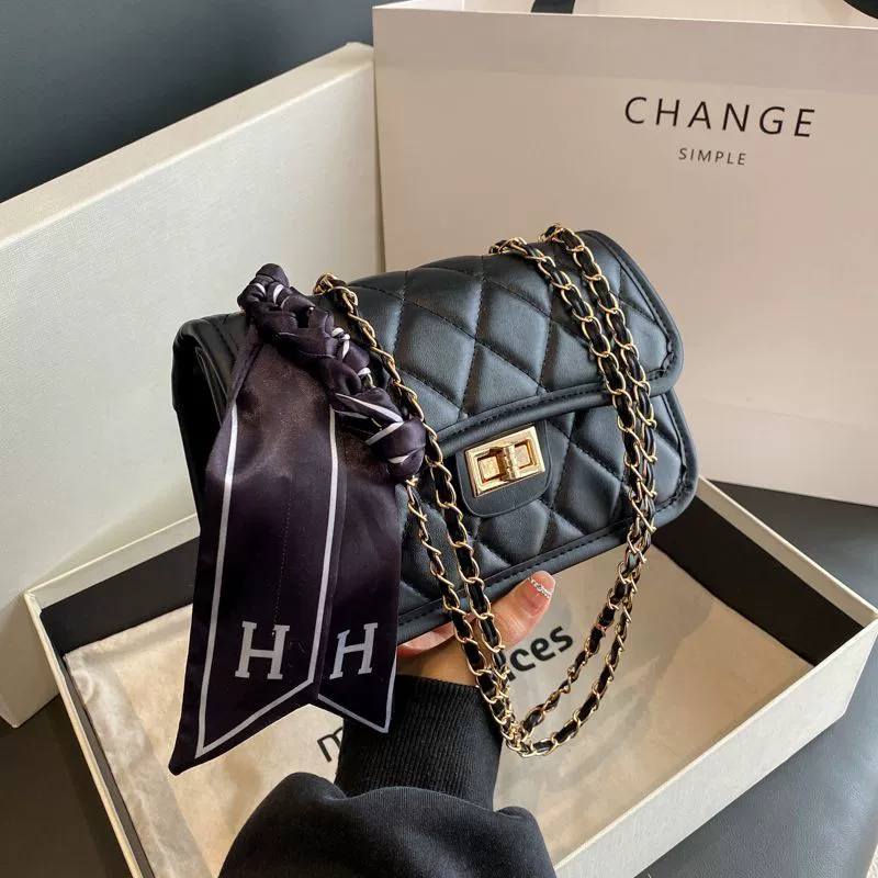 Плечевая сумка‑петля стёганая «ромб», в стиле Chanel, цепочная ручка, 25×8×18 см