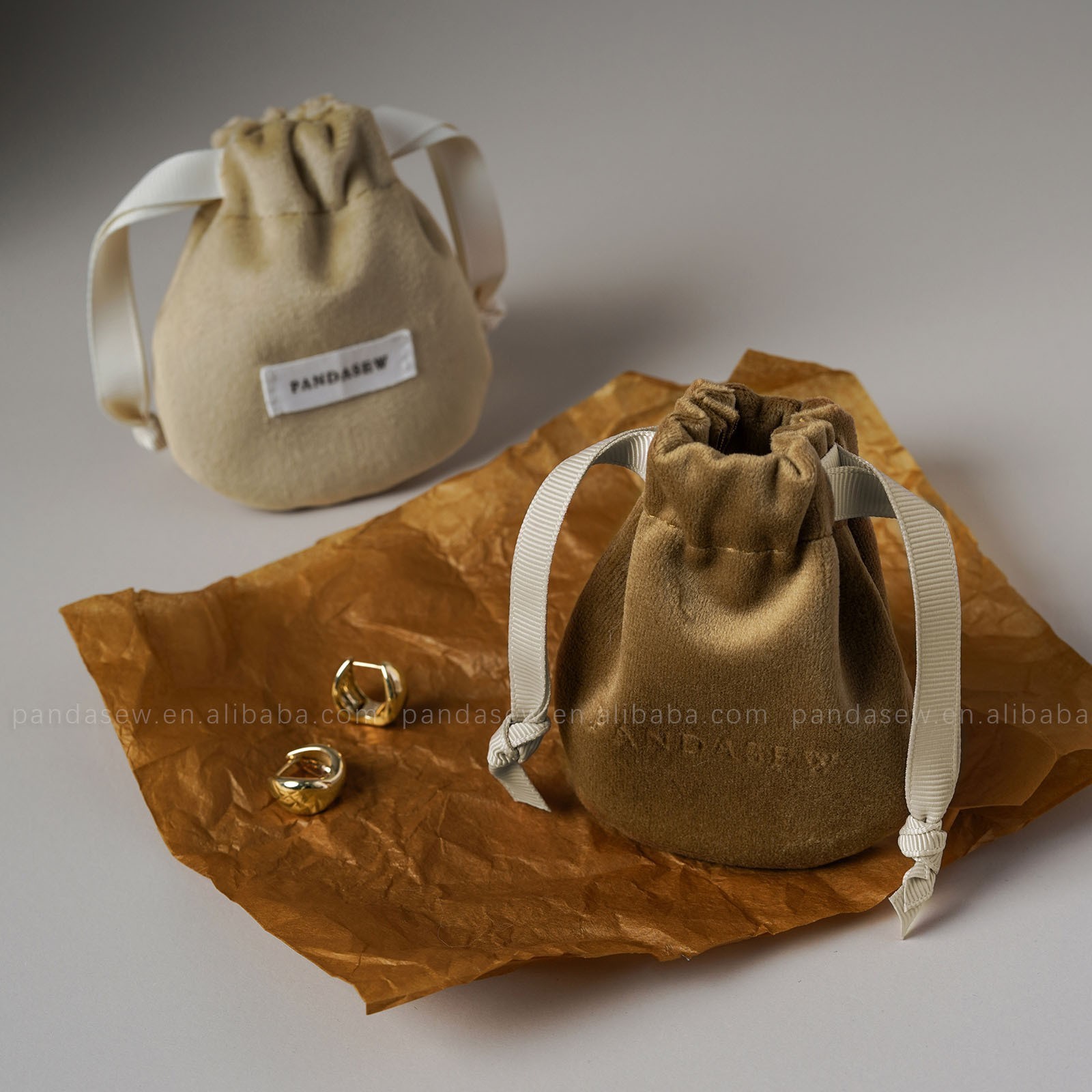 O1CN01VrF0tO2EbVlvhd1AY_!!2219