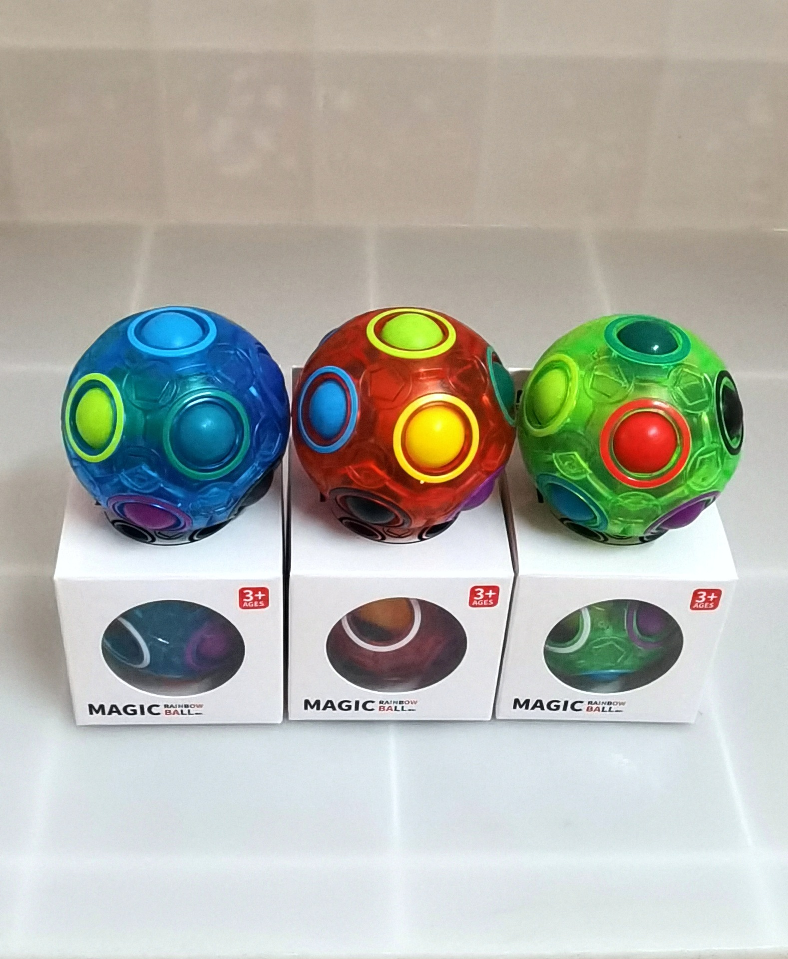 Bola de arco iris de 12 hoyos Cubo de ventilación de descompresión juguete niños Qi Zhi Cubo de fútbol Puzzle Ball