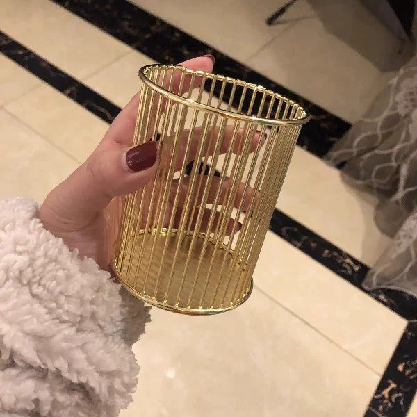 Железный бочонок для кистей для макияжа в скандинавском стиле, настольный простой круглый бочонок для хранения косметических кистей, бочонок для хранения карандашей для бровей