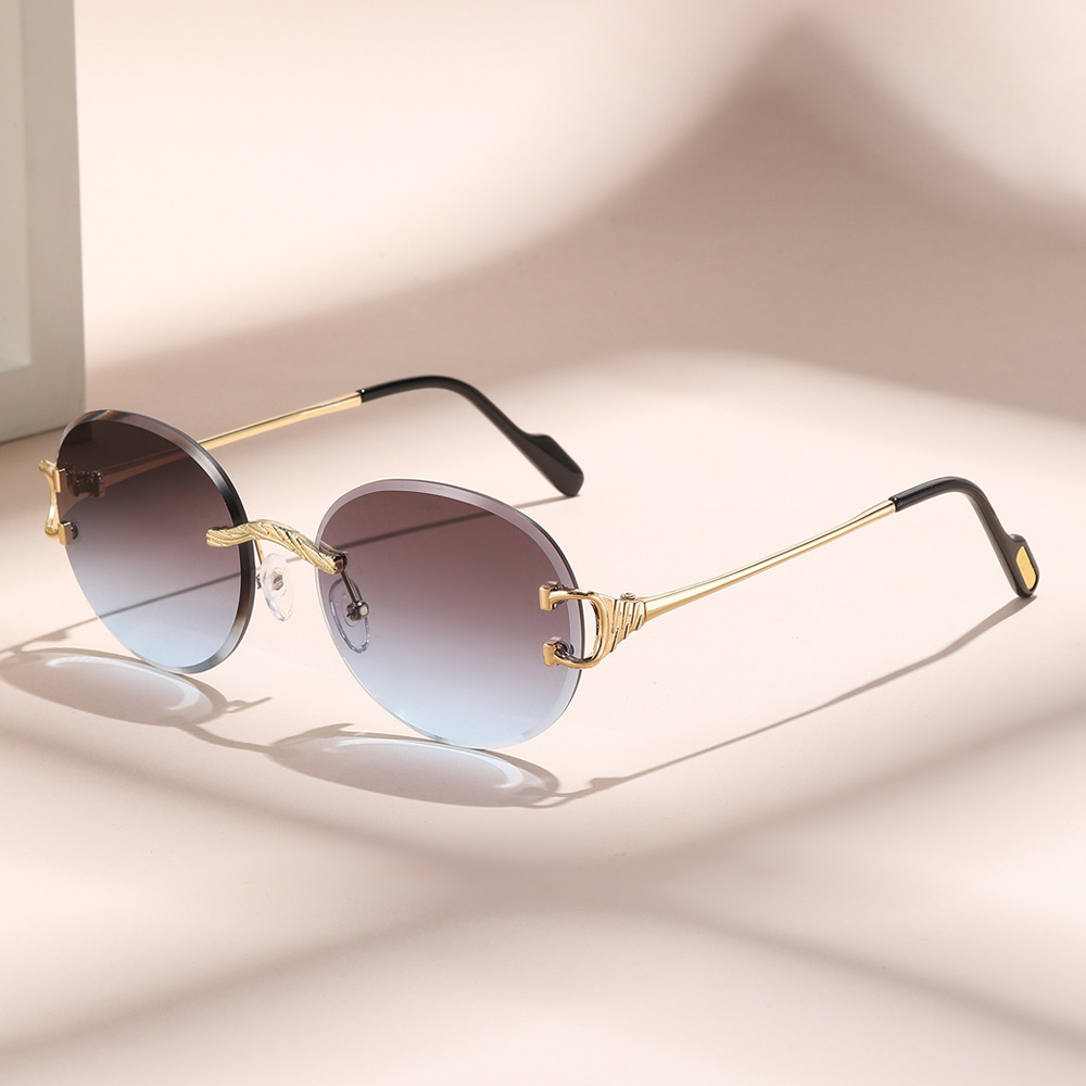 Golden frame under gray blue