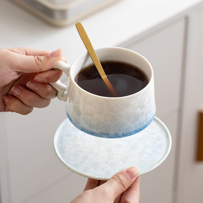 クリスタル釉シンプルなコーヒーカップセラミックホームオフィス個人飲料水スプーン付き絶妙なハイエンドマグ|undefined