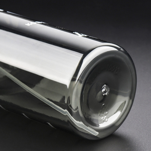 Factory-wholesale basketball water bottles: gifts featuring Kyrie, Kobe, and Curry—portable spray mugs perfect for student military training.