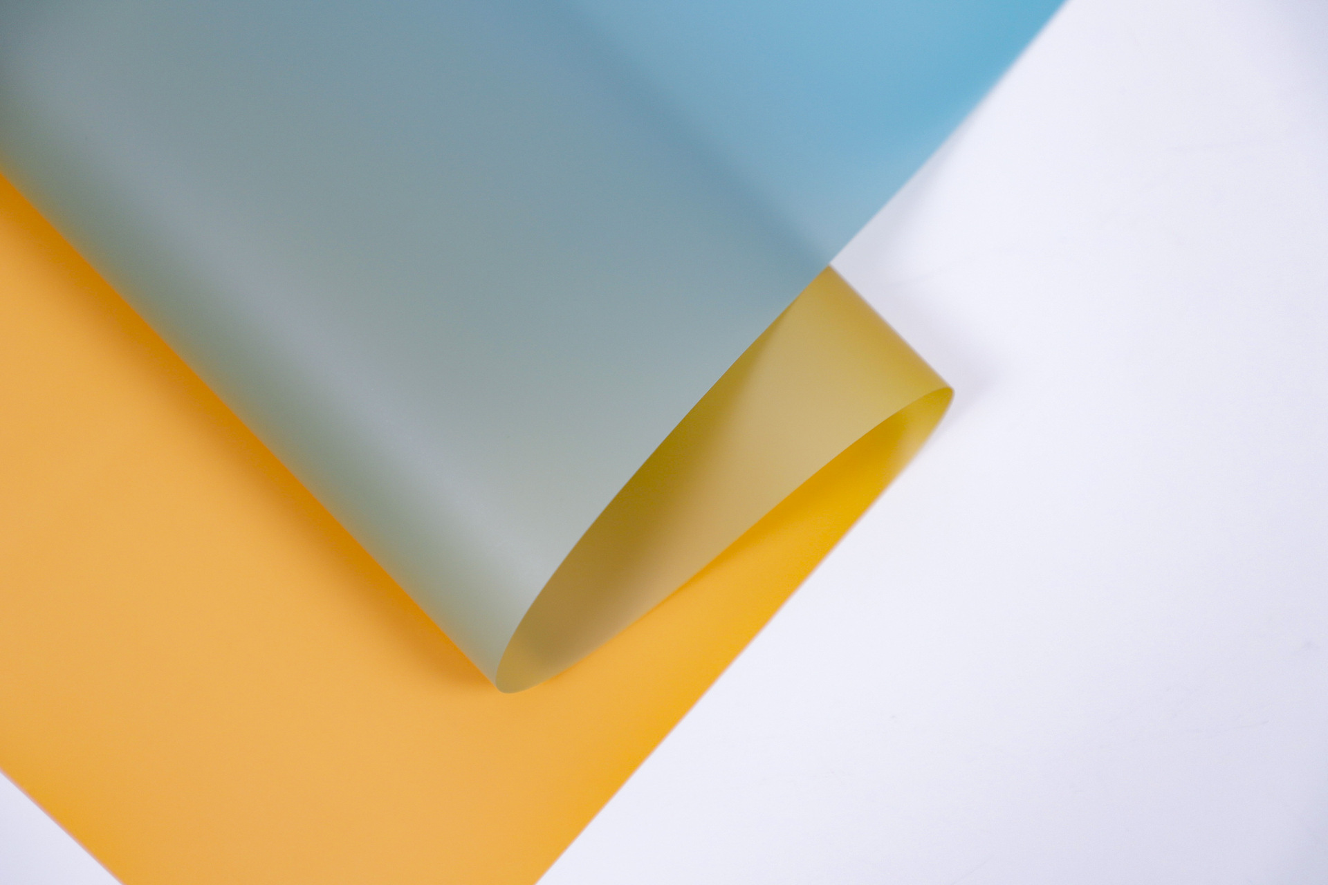 LiZhiRan Qixi nuevo caramelo color gradiente de plástico impermeable papel de embalaje de flores papel de embalaje de ramo