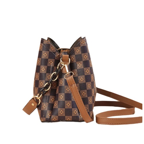 Cross-border dropshipping Spring and Summer trendy niche shoulder hand-held bags fashionable texture versatile women's crossbody bag water bucket bag