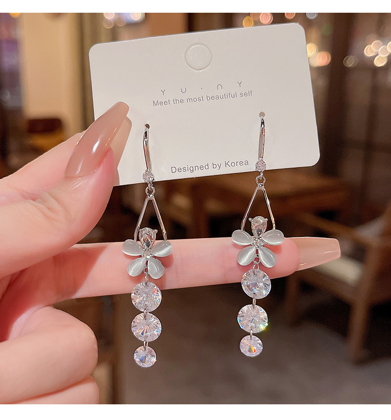 Fashion Flower Copper Plating Zircon Drop Earrings 1 Pair