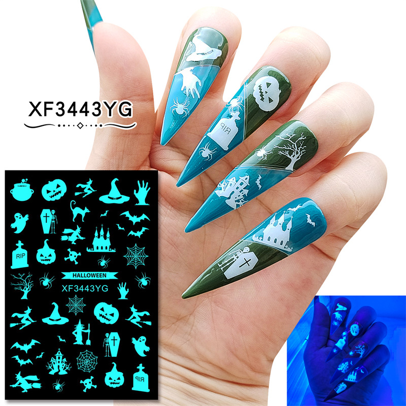 Nuevo 12 piezas un conjunto de pegatinas de uñas luminosas de Halloween divertidas pegatinas de uñas de cráneo de calabaza traje