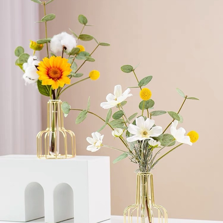 Fábrica al por mayor Nordic ins oro florero de cristal hierro flor seca hidropónico salón comedor Mesa TV gabinete decoraciones