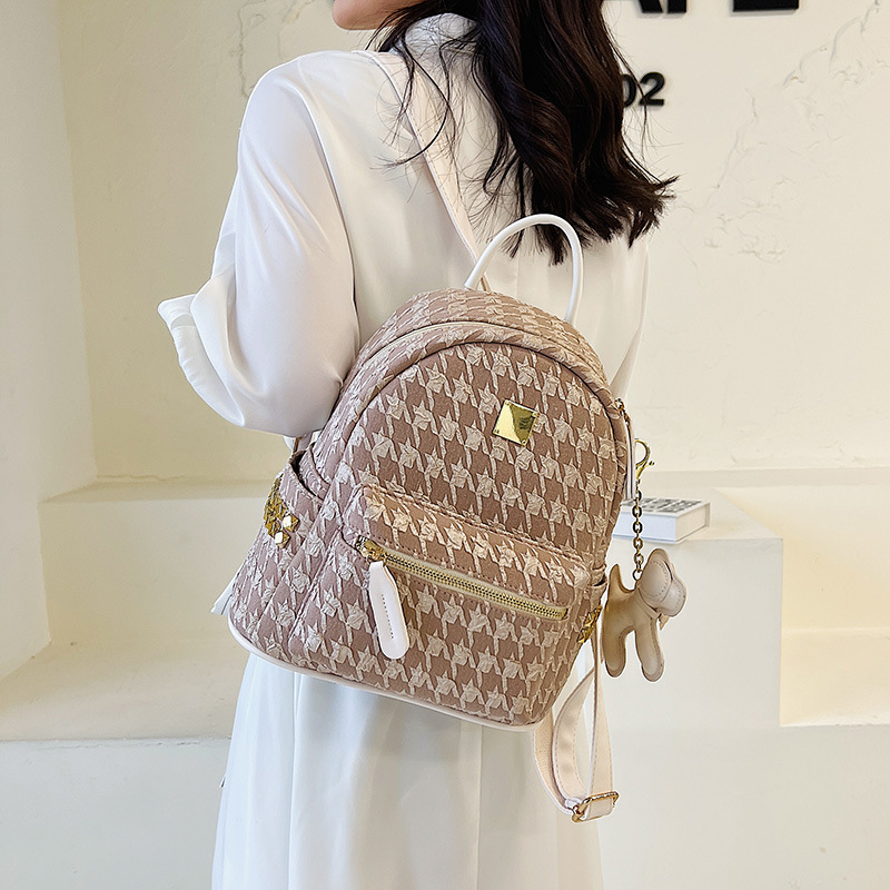 카키 교수형 없음