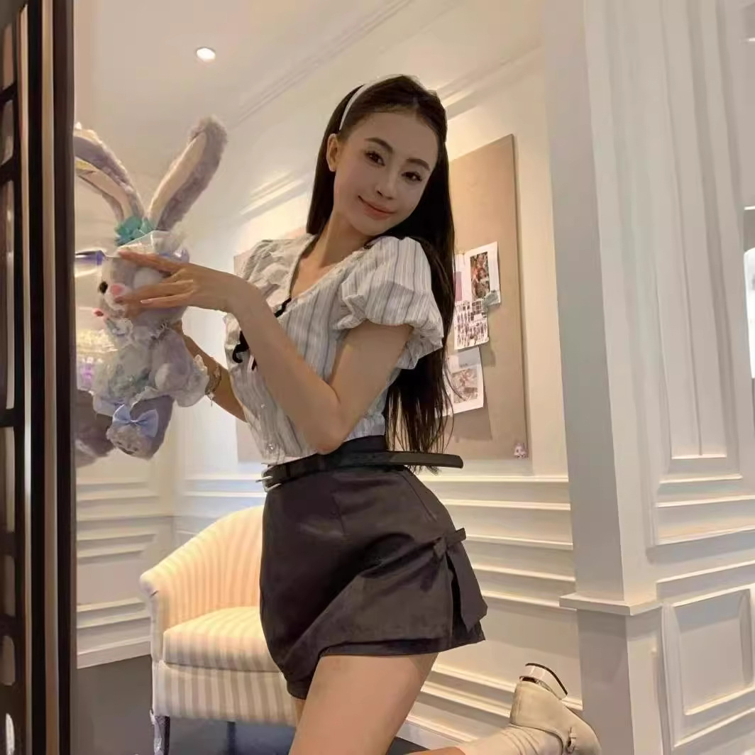 Summer lace shirt with bow