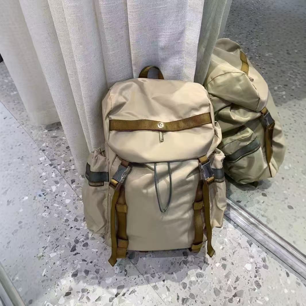 新型lu家25リットルランドセルナイロン旅行防水アウトドア大容量高級感通勤登山バッグママ