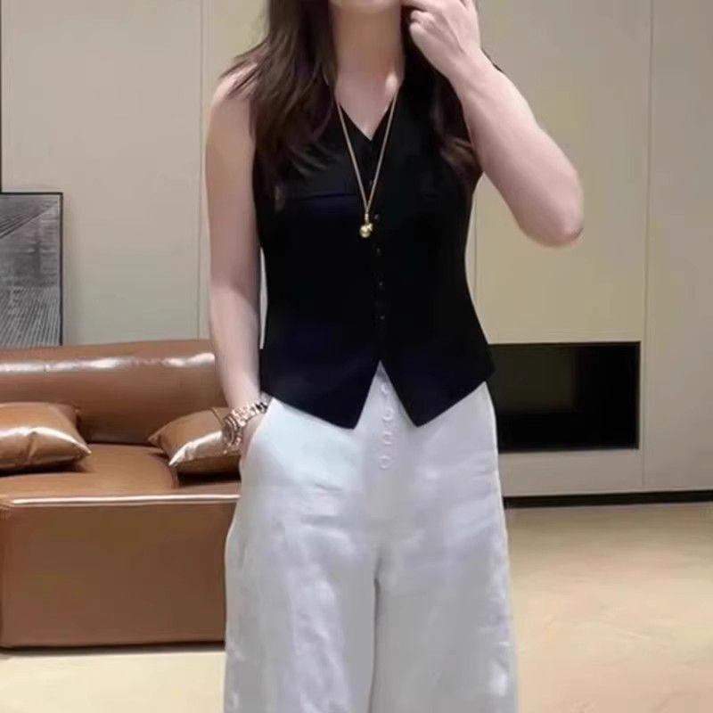 Korean Style Dopamine Outfit Polo Collar Sleeveless Knitwear Women's Summer Large Size Fat mm Slimming Look and Beautiful Vest Top Korean Style Dopamine Outfit Polo Collar Sleeveless Knitwear Women's Summer Large Size Fat mm Slimming Look and Beautiful Vest Top