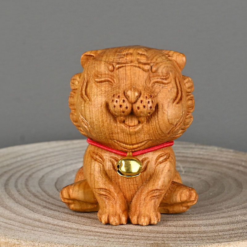 崖柏木雕十二生肖手把件牛兔蛇马虎鸡狗猴木质手办桌面创意摆件|undefined