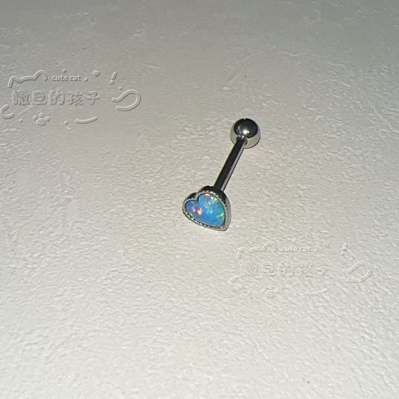 Silver pointed spike labret stud material detail