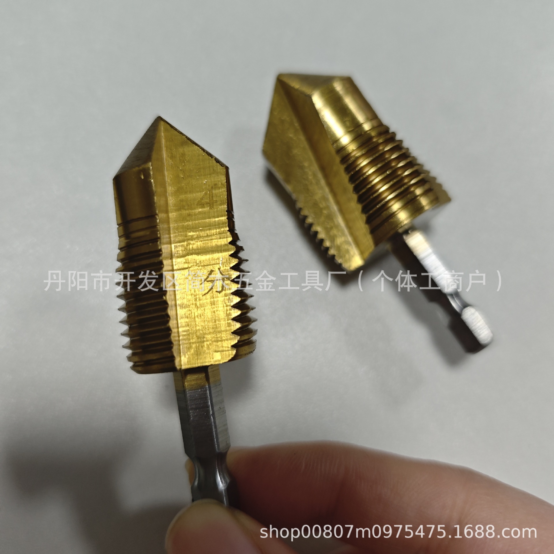 3날 리프팅 포트 + 태핑 일체형, 4포인트 드릴 및 골드 1개