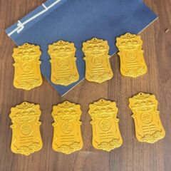 銅製の乾卦牌黄銅補角牌の家屋は角が欠けています。西北角の東北銅質のゴーニュ卦牌坤震カンは帥に両替します。
