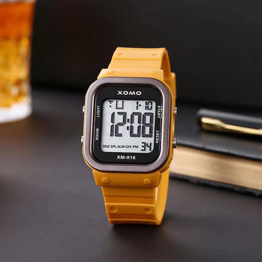 Reloj cuadrado popular en línea para hombres reloj deportivo para niñas en Harajuku estilo coreano simple moda retro reloj electrónico