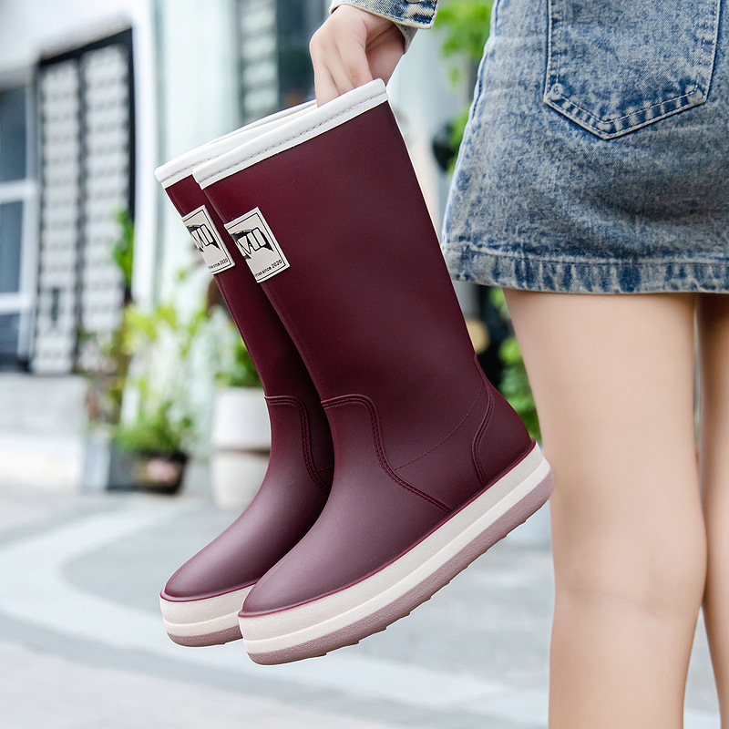 Nueva pareja de moda de alta Botas de lluvia de invierno de algodón acolchado cálido mujeres impermeables zapatos de goma de lluvia Zapatos de agua al aire libre de los hombres image 9
