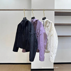 LU家の同じタイプのWaterpoofスポーツジャケットの防風と帽子の短いタイプの突撃服の防雨屋外の小さいレインコートの女性
